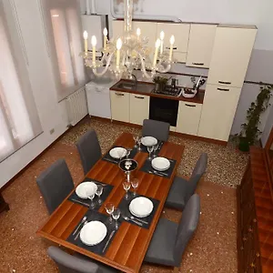 Classic House Apartment Venedig